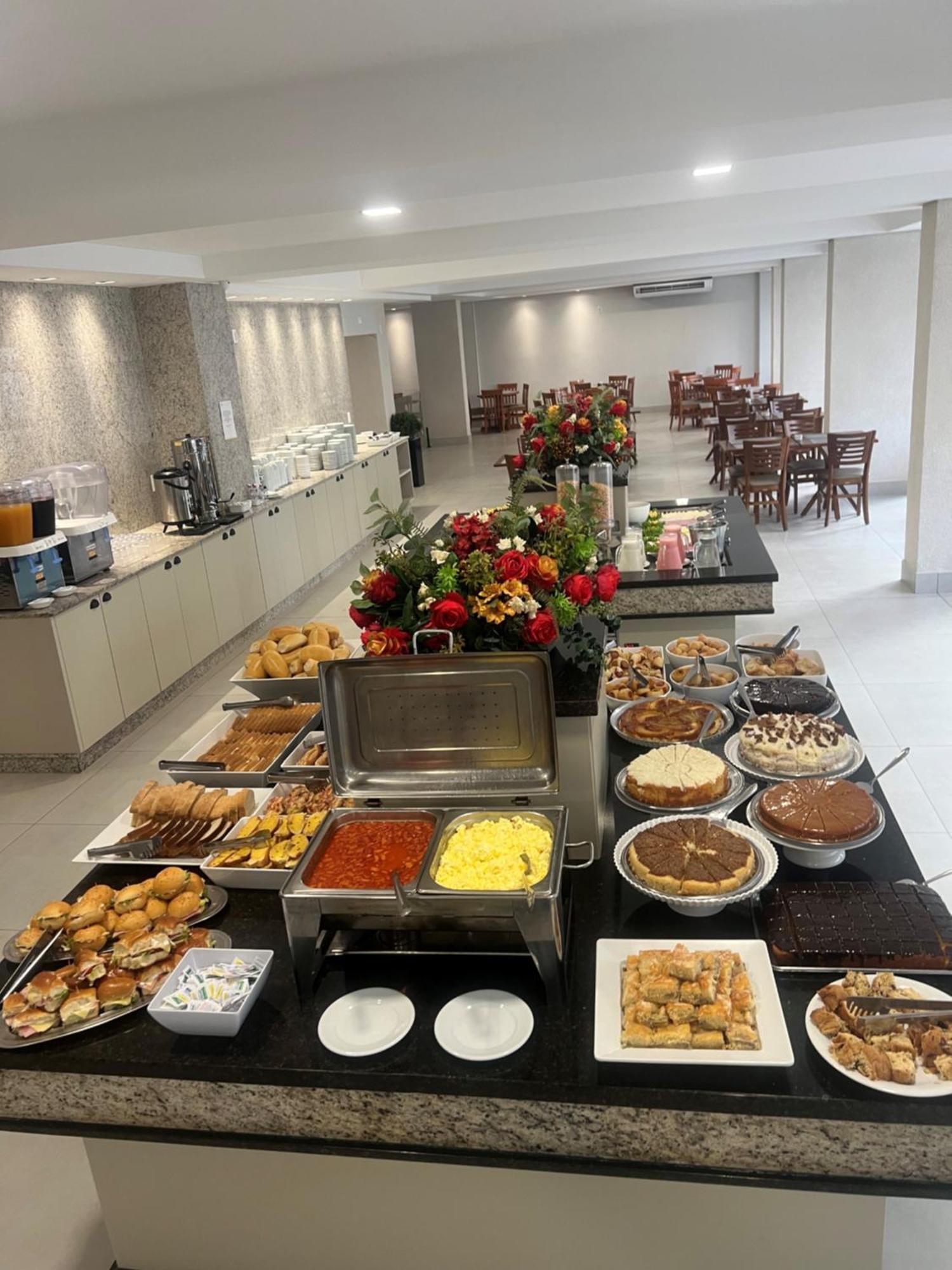 达斯阿莫瑞卡斯酒店 Balneário Camboriú 外观 照片